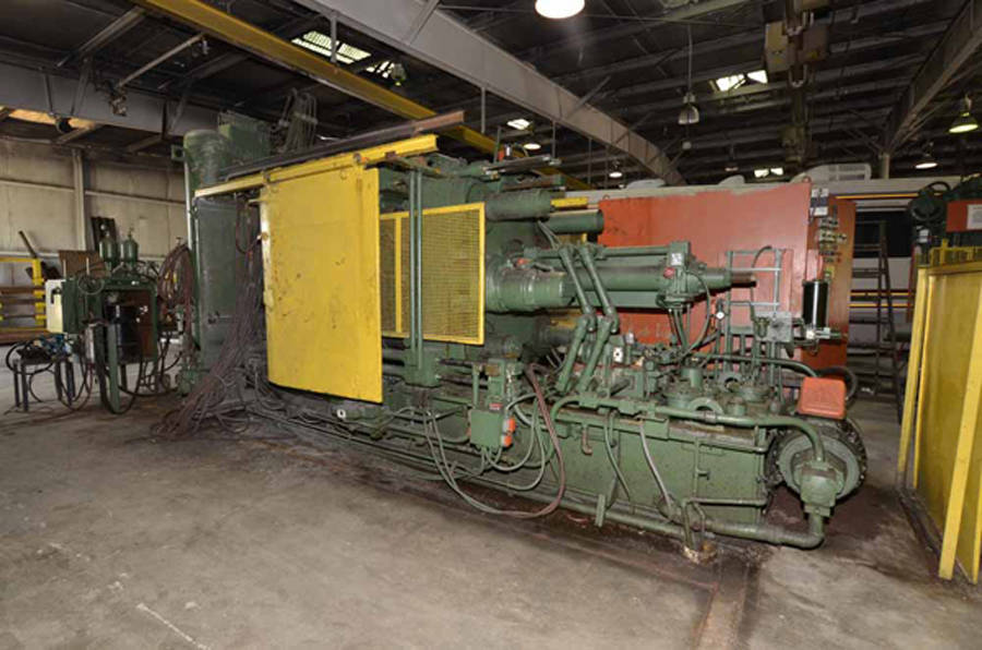 Detailed Pictures of Ex-Cell-O B&T Cold Chamber Die Casting Machine DCMP-3726 Detailed Pictures of Ex-Cell-O B&T Cold Chamber Die Casting Machine DCMP-3726