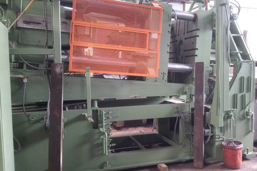 Detailed Pictures of Idra Hot Chamber Magnesium Die Cast Machine DCMP-3731