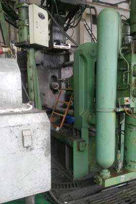 Detailed Pictures of Italpresse Cold Chamber Die Casting Machine DCMP-3733