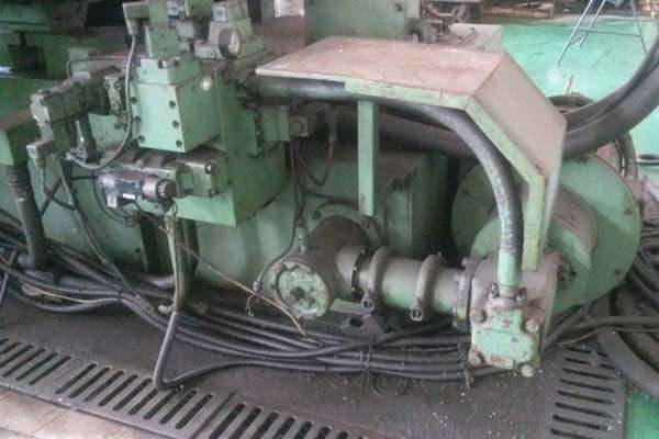 Detailed Pictures of Italpresse Cold Chamber Die Casting Machine DCMP-3734