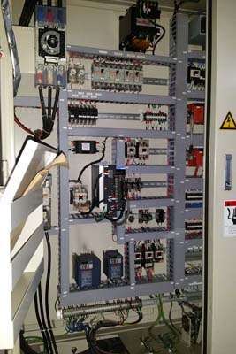 Detailed Pictures of Ube Cold Chamber Die Casting Machine DCMP-3781 Detailed Pictures of Ube Cold Chamber Die Casting Machine DCMP-3781