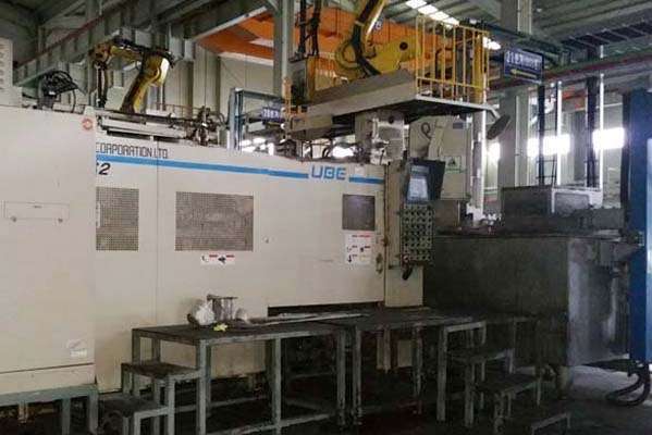 Picture of Ube Model UB850iS2 Cold Chamber Die Casting Machine For_Sale DCM-3781 Image of Ube Model UB850iS2 Cold Chamber Die Casting Machine For_Sale DCM-3781