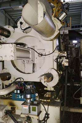 Detailed Pictures of Ube Cold Chamber Die Casting Machine DCMP-3781 Detailed Pictures of Ube Cold Chamber Die Casting Machine DCMP-3781