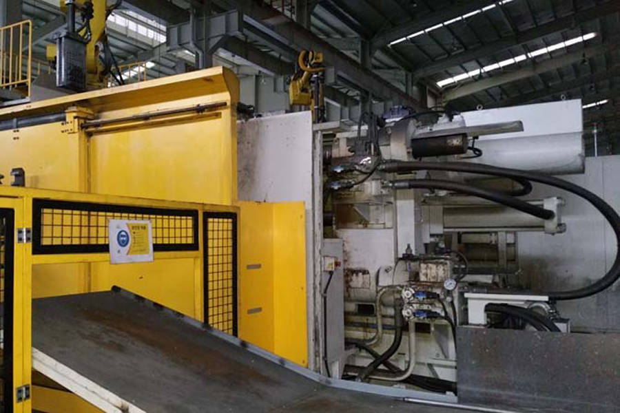 Picture of Ube UB850iS2 Horizontal Cold Chamber Aluminum High Pressure Die Casting Machine For_Sale DCMP-3782