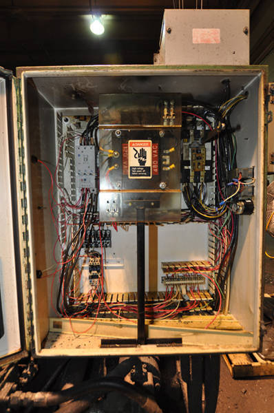 Detailed Pictures of HPM Cold Chamber Die Casting Machine DCMP-3801