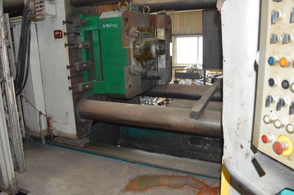 Detailed Pictures of Buhler Cold Chamber Die Casting Machine DCMP-3942