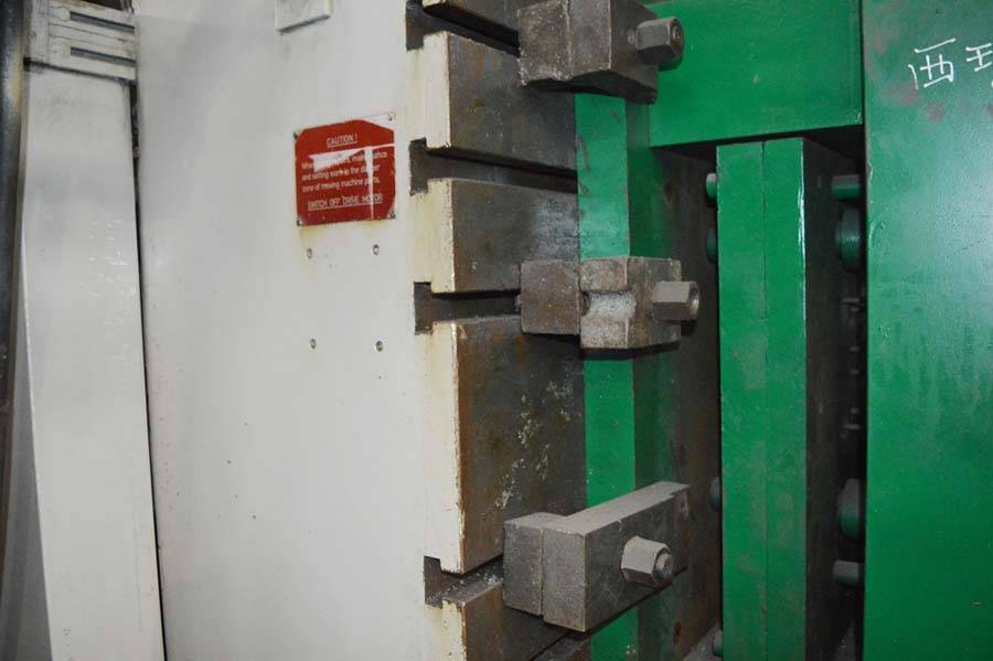 Detailed Pictures of Buhler Cold Chamber Die Casting Machine DCMP-3942