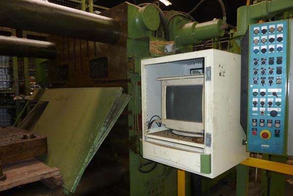 Detailed Pictures of Buhler Cold Chamber Die Casting Machine DCMP-3958 Detailed Pictures of Buhler Cold Chamber Die Casting Machine DCMP-3958