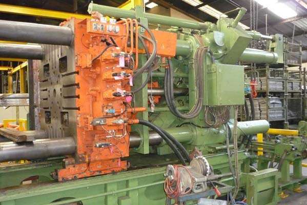 Detailed Pictures of Buhler Cold Chamber Die Casting Machine DCMP-3958 Detailed Pictures of Buhler Cold Chamber Die Casting Machine DCMP-3958