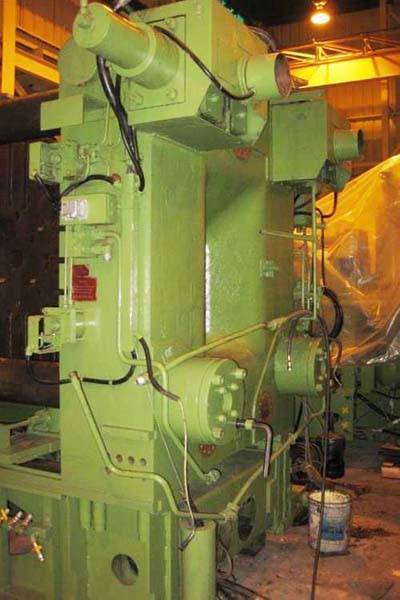 Detailed Pictures of Buhler Cold Chamber Die Casting Machine DCMP-3958 Detailed Pictures of Buhler Cold Chamber Die Casting Machine DCMP-3958
