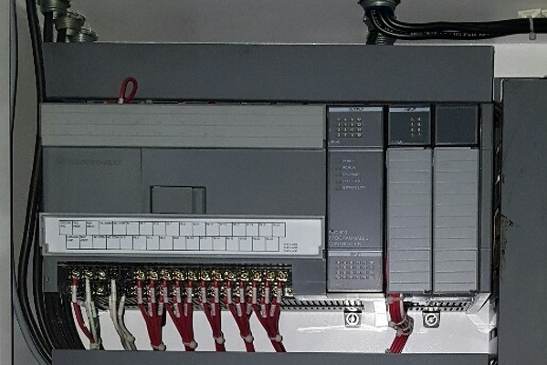 Image of Four Column (Post) Vertical Hydraulic Die Casting Trim Press For_Sale DCM-3964