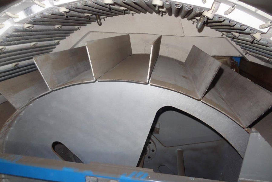 Detailed Pictures of Dynarad Magnesium Ingot Preheater DCMP-3971