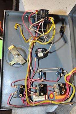 Picture of Johnson Natural Gas Heated Silicon Carbide Crucible Type Aluminum Melting-Holding Furnace DCMP-4017