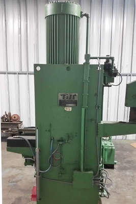 Detailed Pictures of THT Squeeze Cast Die Casting Machine DCMP-4045 Detailed Pictures of THT Squeeze Cast Die Casting Machine DCMP-4045