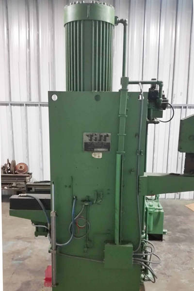 Detailed Pictures of THT Squeeze Cast Die Casting Machine DCMP-4045 Detailed Pictures of THT Squeeze Cast Die Casting Machine DCMP-4045