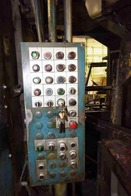 Detailed Pictures of Prince Cold Chamber Die Casting Machine DCMP-4046 Detailed Pictures of Prince Cold Chamber Die Casting Machine DCMP-4046