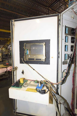 Detailed Pictures of Prince Cold Chamber Die Casting Machine DCMP-4046 Detailed Pictures of Prince Cold Chamber Die Casting Machine DCMP-4046