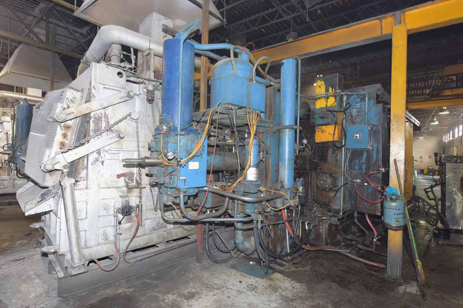 Detailed Pictures of Prince Cold Chamber Die Casting Machine DCMP-4046 Detailed Pictures of Prince Cold Chamber Die Casting Machine DCMP-4046