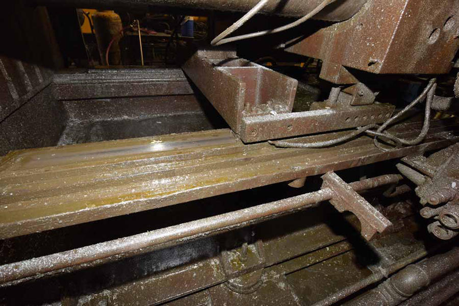 Detailed Pictures of Prince Cold Chamber Die Casting Machine DCMP-4046 Detailed Pictures of Prince Cold Chamber Die Casting Machine DCMP-4046