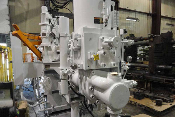 Picture of Model Toshiba DC350 CL-T DCMP-4072 Picture of Toshiba Horizontal Cold Chamber Aluminum High Pressure Die Casting Machine DCMP-4072