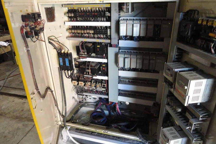 Detailed Pictures of Toshiba Cold Chamber Die Casting Machine DCMP-4072 Detailed Pictures of Toshiba Cold Chamber Die Casting Machine DCMP-4072