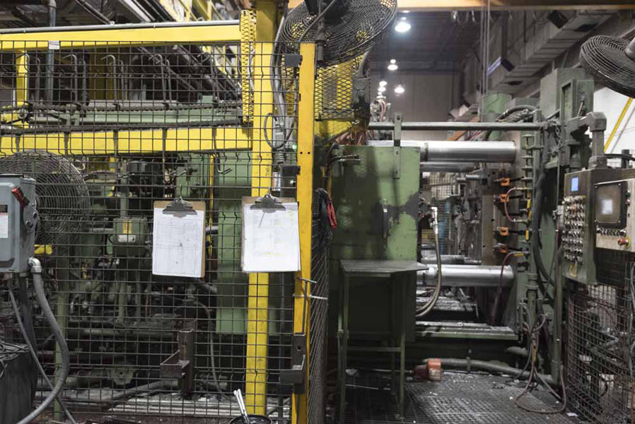 Detailed Pictures of Prince Cold Chamber Die Casting Machine DCMP-4110 Detailed Pictures of Prince Cold Chamber Die Casting Machine DCMP-4110