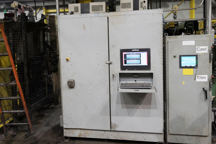 Detailed Pictures of Prince Cold Chamber Die Casting Machine DCMP-4110 Detailed Pictures of Prince Cold Chamber Die Casting Machine DCMP-4110