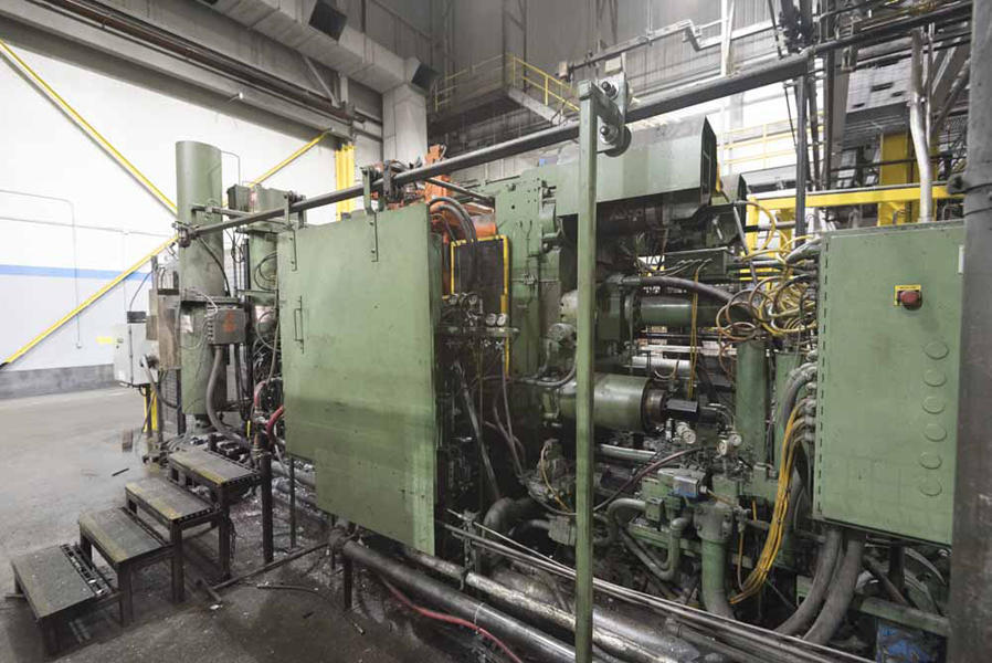 Detailed Pictures of Prince Cold Chamber Die Casting Machine DCMP-4110 Detailed Pictures of Prince Cold Chamber Die Casting Machine DCMP-4110