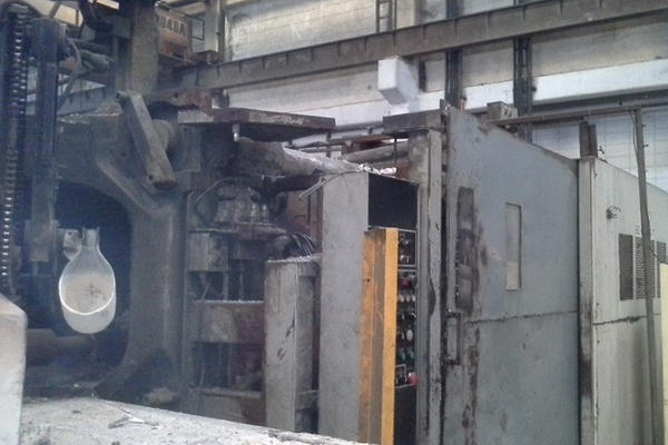 Detailed Pictures of Toyo Machinery Cold Chamber Die Casting Machine DCMP-4131