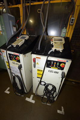 Detailed Pictures of Ube Cold Chamber Die Casting Machine DCMP-4133