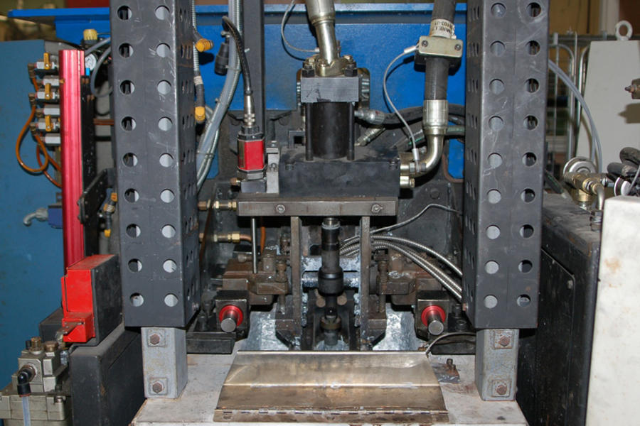 Picture of Techmire Multi-slide Hot Chamber Miniature Zinc (Zamak) High Pressure Die Casting Machine DCMP-4154