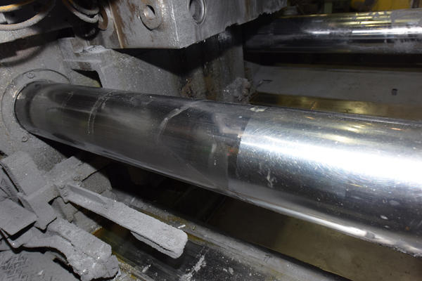 Detailed Pictures of Toshiba Cold Chamber Die Casting Machine DCMP-4163 Detailed Pictures of Toshiba Cold Chamber Die Casting Machine DCMP-4163