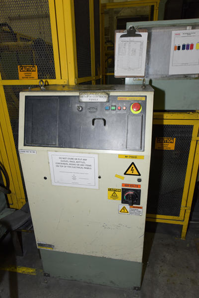 Detailed Pictures of Toshiba Cold Chamber Die Casting Machine DCMP-4163 Detailed Pictures of Toshiba Cold Chamber Die Casting Machine DCMP-4163