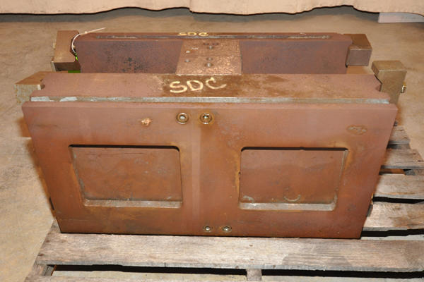 Detailed Pictures of DME Standard Duty, Double Unit, Cold Chamber Aluminum master unit die holder DCMP-4183