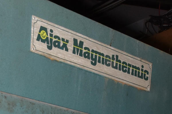 Detailed Pictures of Ajax Tocco Magnathermic Induction Aluminum Melting Furnace DCMP-4192