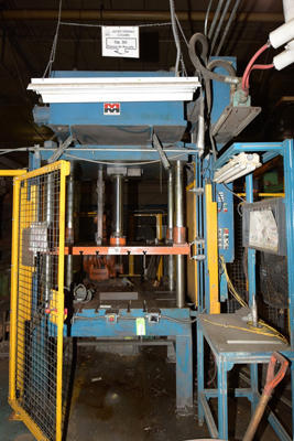 Picture of Metal Mechanics 40 Four Column (Post) Vertical Hydraulic Die Casting Trim Press For_Sale DCMP-4207