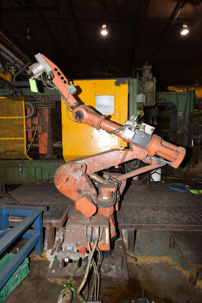 Picture of ABB Six Axis Foundry Rated Industrial Robot with Extractor/Gripper & Die Spray Lubrication Package DCMP-4208