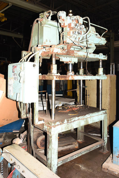 Picture of Metal Mechanics Four Column (Post) Vertical Hydraulic Die Casting Trim Press DCMP-4219