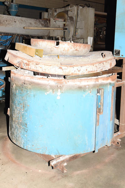 Picture of Dynarad EC-1100 Electric Heated Silicon Carbide Crucible Type Aluminum Melting Furnace For_Sale DCMP-4221