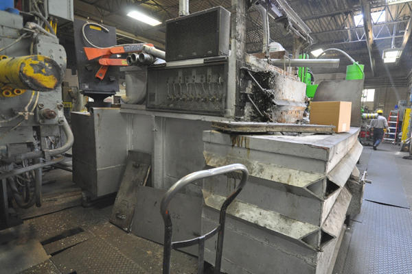 Image of FW Schaefer Model AM-2000 Electric Glow Bar Reverb Wet Bath Stationary Aluminum Melting Furnace For_Sale DCM-4228