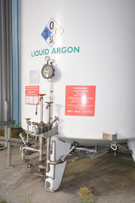 Image of UCAR Model TM3000 Cryogenic Bulk Storage Tank for Liquid Nitrogen, Liquid Argon, Liquid Oxygen For_Sale DCM-4255