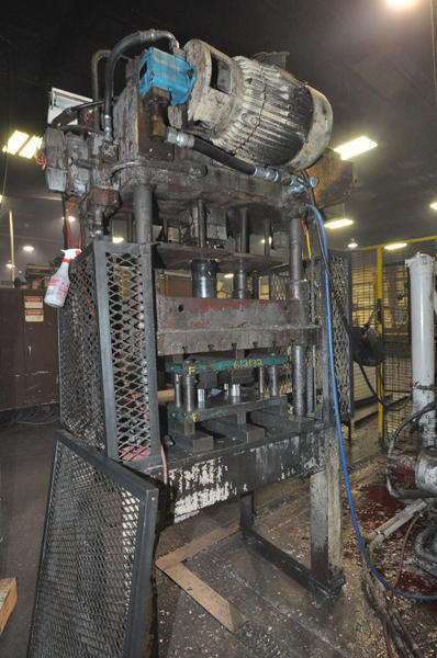 Picture of XLO B&T Four Column (Post) Vertical Hydraulic Die Casting Trim Press DCMP-4275