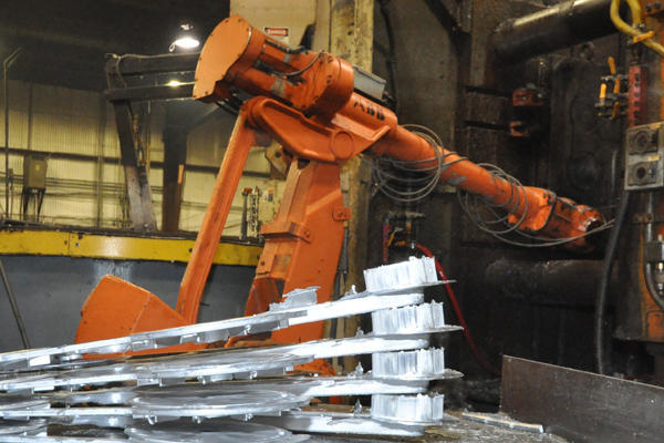 Picture of ABB Six Axis Foundry Rated Industrial Robot with Extractor Package/Gripper for Extracting Die Castings DCMP-4287