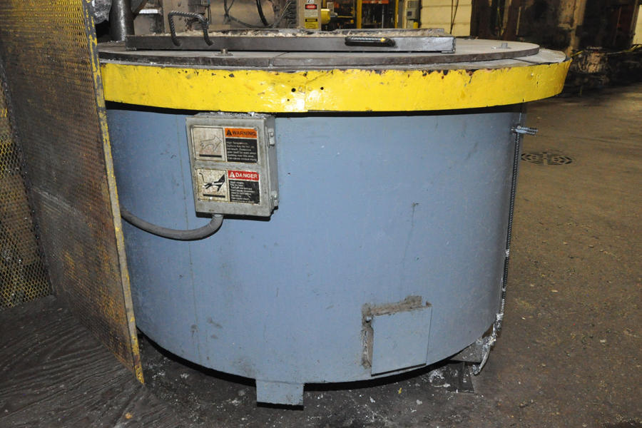 Picture of Dynarad Electric Heated Silicon Carbide Crucible Type Aluminum Melting & Holding Furnace DCMP-4297