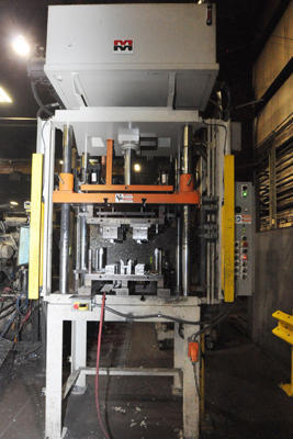 Picture of Metal Mechanics 40 Four Column (Post) Vertical Hydraulic Die Casting Trim Press For_Sale DCMP-4298