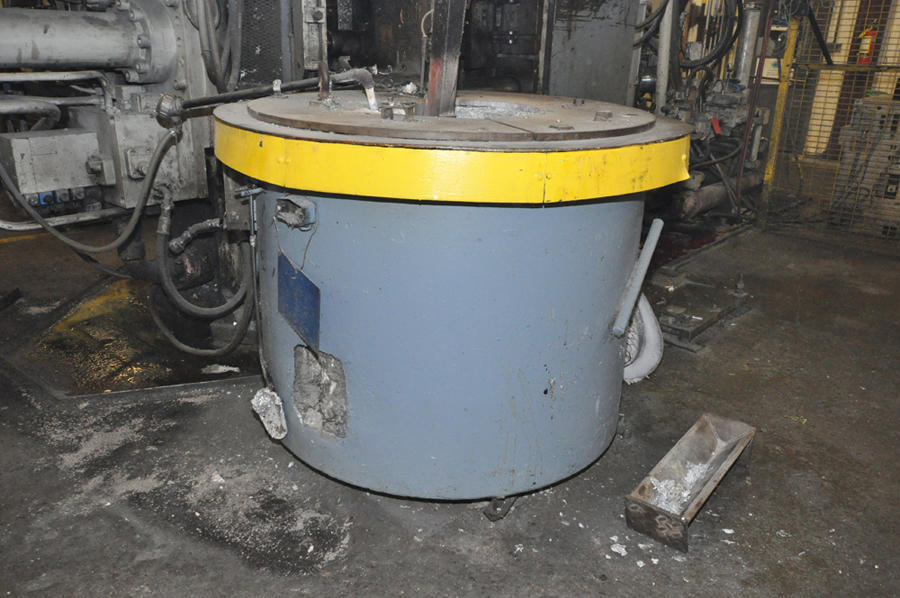 Picture of Dynarad EC-1500 Electric Heated Silicon Carbide Crucible Type Aluminum Melting & Holding Furnace For_Sale DCMP-4304