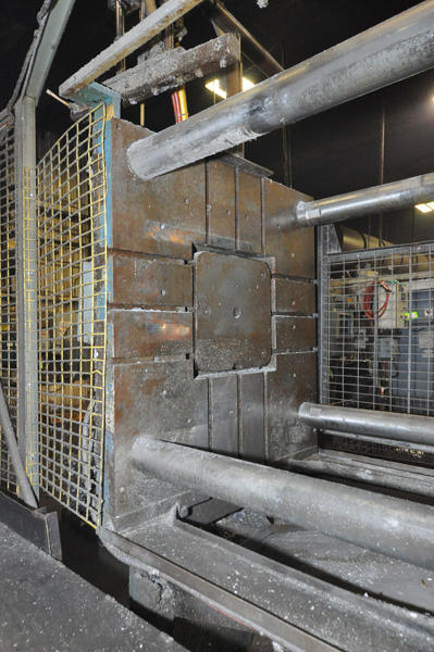 Detailed Pictures of Prince Trim Press Horizontal  Die Cast Trimming Press DCMP-4332