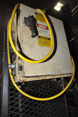 Image of Four Column (Post) Vertical Hydraulic Die Casting Trim Press For_Sale DCM-4333