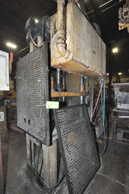 Picture of Die Cast Press Trim Press Four Column (Post) Vertical Hydraulic Die Casting Trim Press DCMP-4334