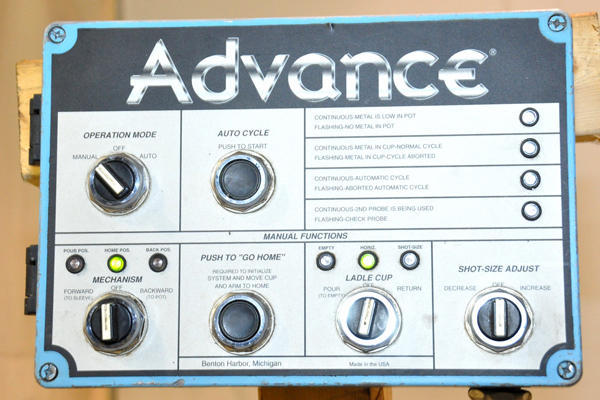 Fotos Detalladas de Advance Products Cucharón Automático para la Fundición y el Fundición a Presión DCMP-4370